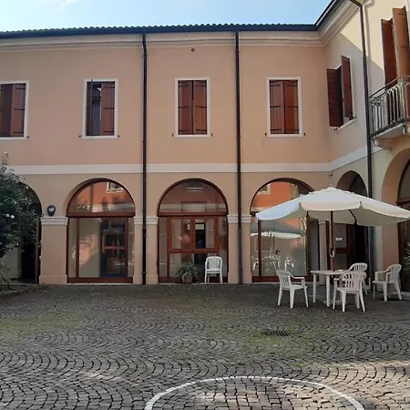 Casa Santa Caterina E Sant Antonio 3*
