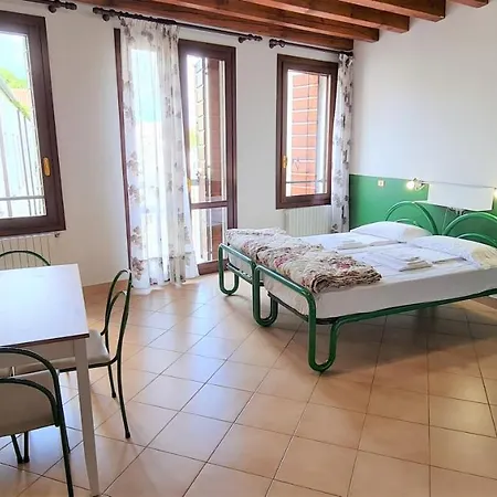 Casa Santa Caterina E Sant Antonio 招待所 帕多瓦