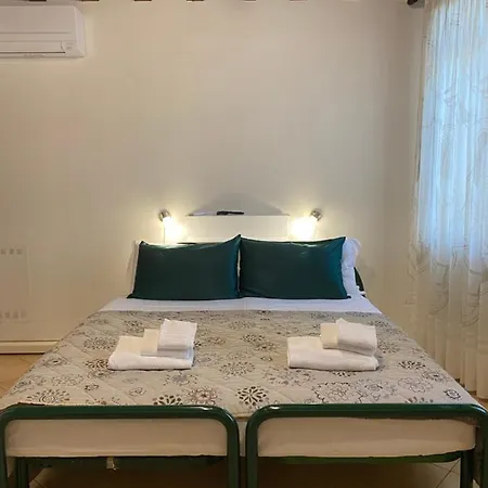 Casa Santa Caterina E Sant Antonio 招待所 帕多瓦