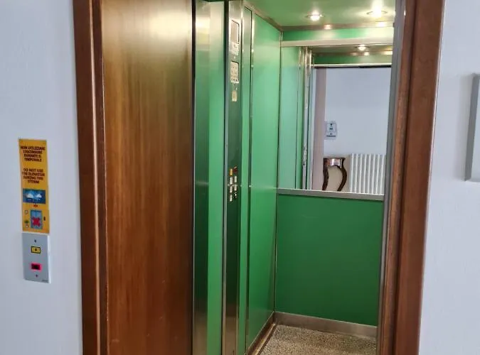 Casa Santa Caterina E Sant Antonio 3*