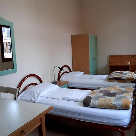 Casa Santa Caterina E Sant Antonio 3* פאדובה