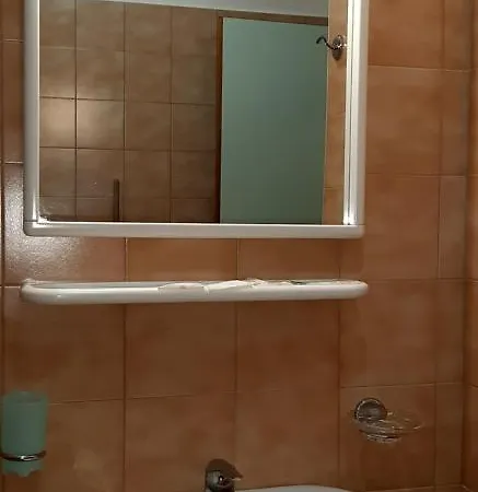 Casa Santa Caterina E Sant Antonio 3*