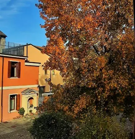 Casa Santa Caterina E Sant Antonio בית הארחה