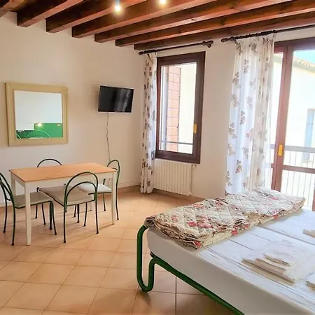 Casa Santa Caterina E Sant Antonio 3*