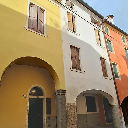 Casa Santa Caterina E Sant Antonio בית הארחה