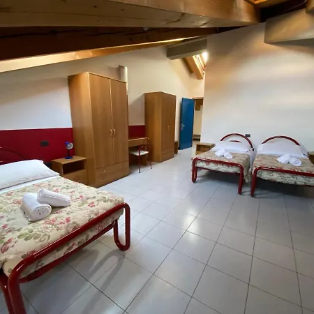 Casa Santa Caterina E Sant Antonio Gasthuis Padua